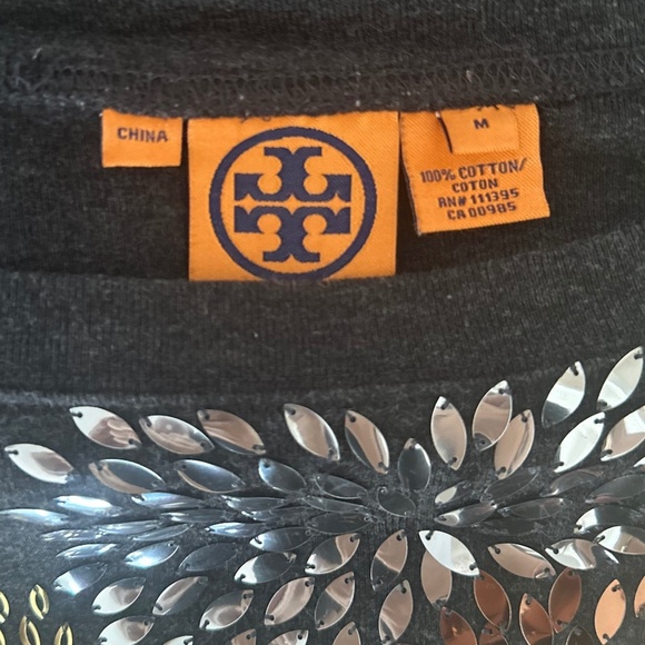 Tory Burch Long Sleeve Dark Grey T with awesome starburst embellishment - Size M - Picture 7 of 8